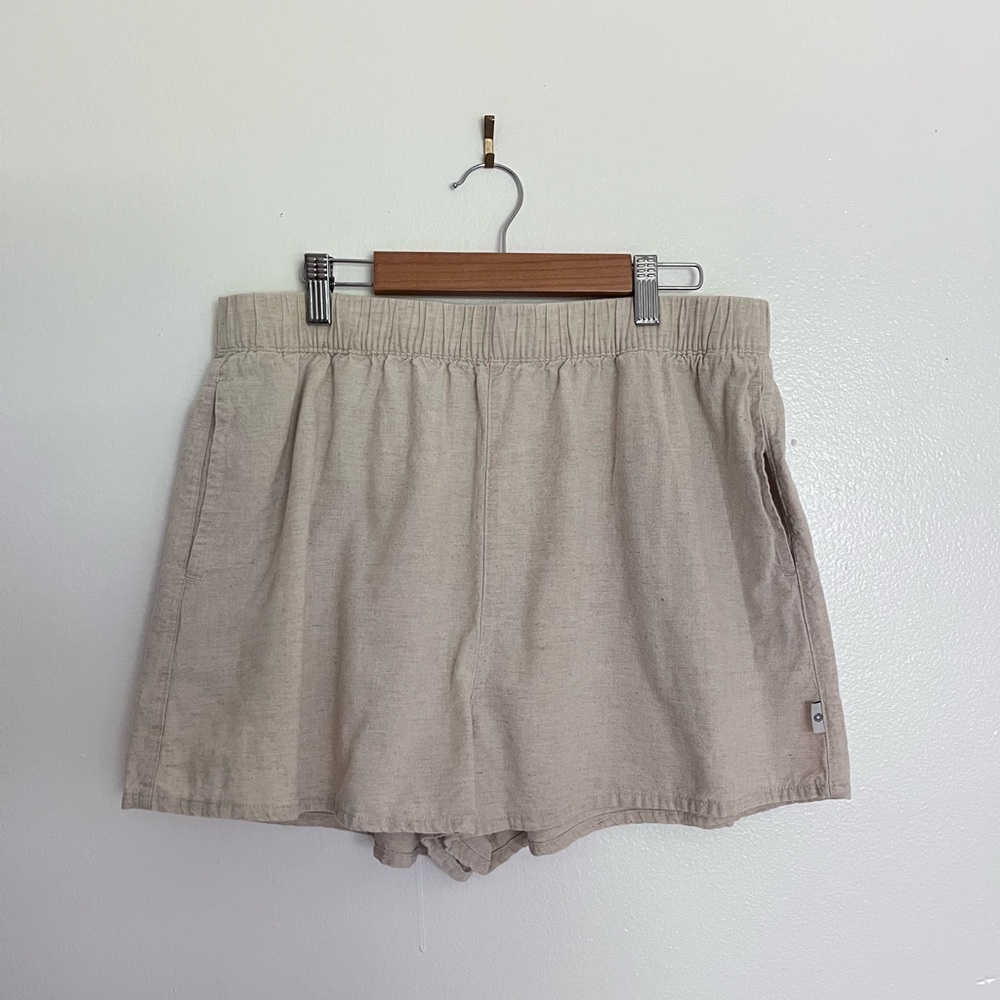 Tan Linen Rhythm Shorts with Waistband in Women’s 10
